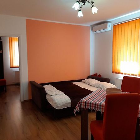 Kety Apartments Kragujevac Exterior foto