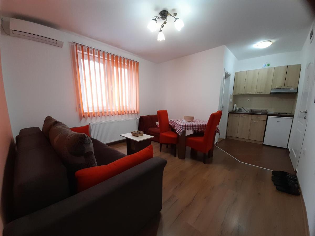 Kety Apartments Kragujevac Exterior foto